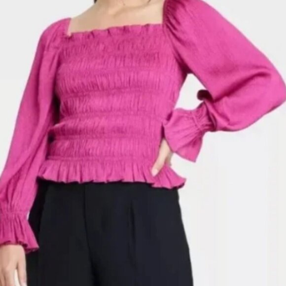 New Day Women's Smocked Puffed Log Sleeve Milk Maid Pink top NWT Size Medium - Picture 1 of 4